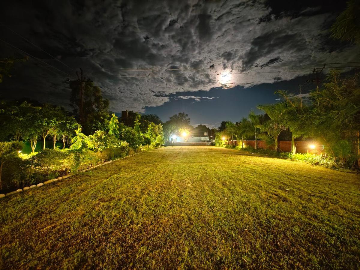 Wanderlust Corbett Resort Garjia Bagian luar foto